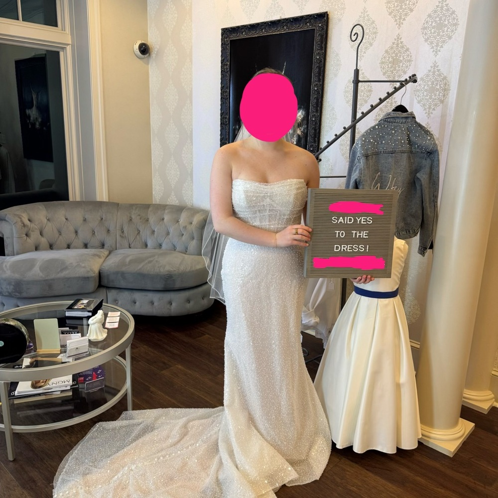 Elegant White Wedding Dress